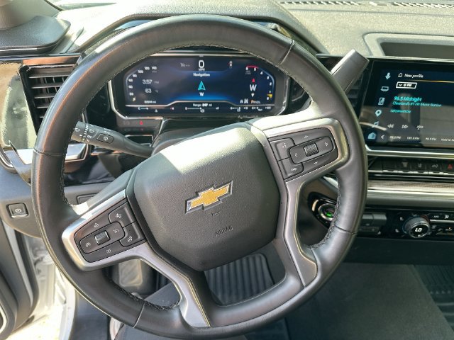 Used 2025 Chevrolet Silverado 2500 LT w/ Convenience Package AWD/4WD image 21