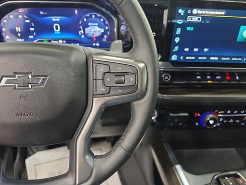 Used 2025 Chevrolet Silverado 1500 RST AWD/4WD image 17