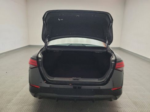 Used 2025 Nissan Sentra SV image 29