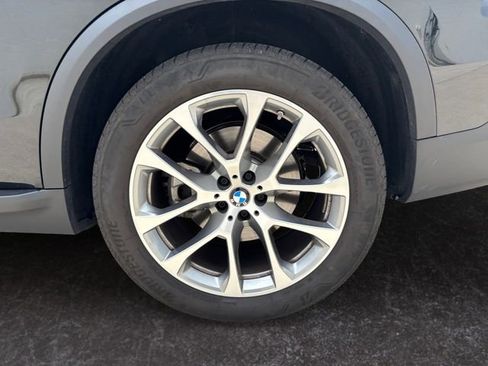 Certified 2025 BMW X5 xDrive40i w/ Climate Comfort Package image 29