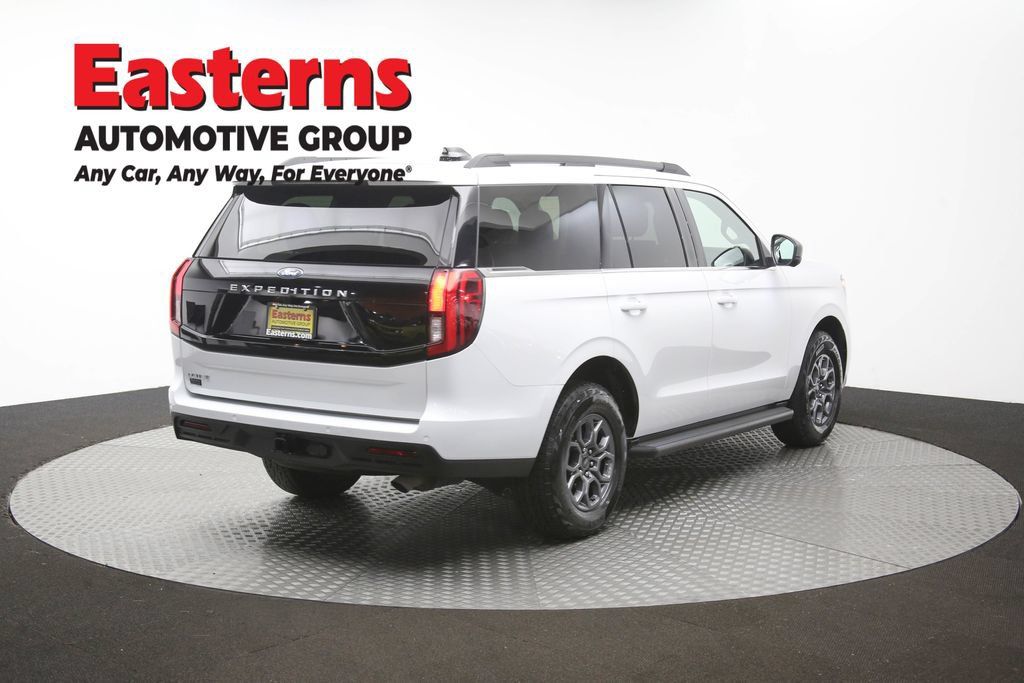 Used 2025 Ford Expedition Active AWD/4WD image 40