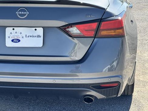 Used 2024 Nissan Altima 2.5 SL FWD image 6