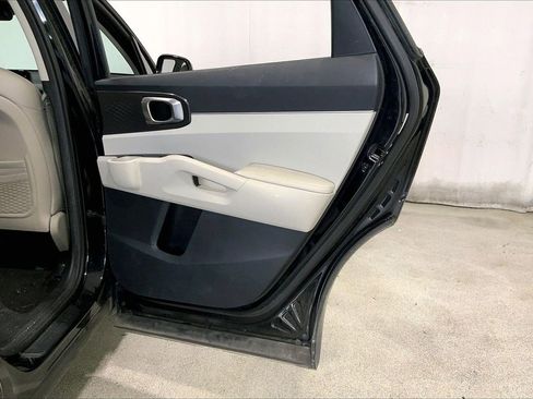 Used 2023 Kia Sorento S w/ Panoramic Sunroof Package FWD image 23