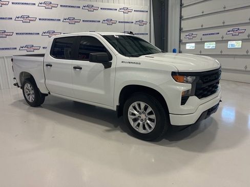 Used 2024 Chevrolet Silverado 1500 Custom RWD image 13