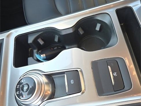 Used 2024 Ford Edge SEL image 20