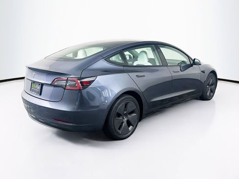 Used 2023 Tesla Model 3 Standard Range RWD image 9