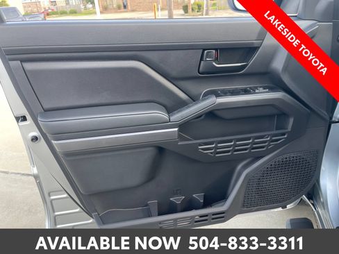 Certified 2026 Toyota Tacoma SR5 AWD/4WD image 24