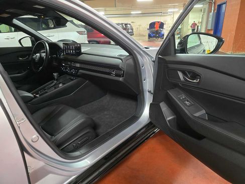 Used 2025 Honda Accord Sport image 10