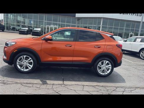 Certified 2023 Buick Encore GX Preferred w/ Cold Weather Comfort Package FWD image 5