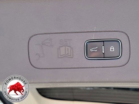 Used 2023 Lincoln Aviator Reserve w/ Equipment Group 201A image 13