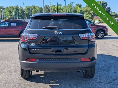 Used 2023 Jeep Compass Sport AWD/4WD image 4
