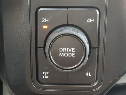 New 2026 Ford F250 Lariat w/ Black Appearance Package image 29