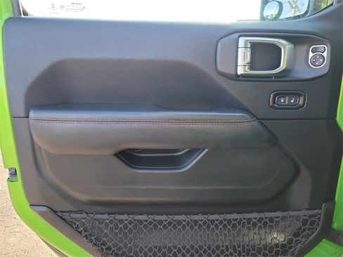 Used 2018 Jeep Wrangler Unlimited Rubicon image 14