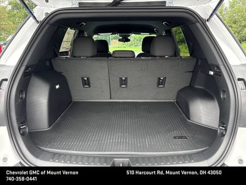 New 2027 GMC Terrain Elevation w/ Black Edition FWD image 27