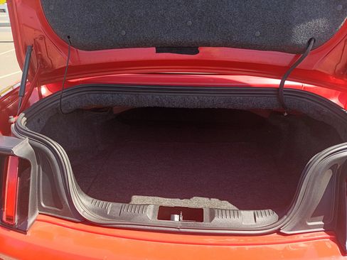 Used 2016 Ford Mustang Premium RWD image 10