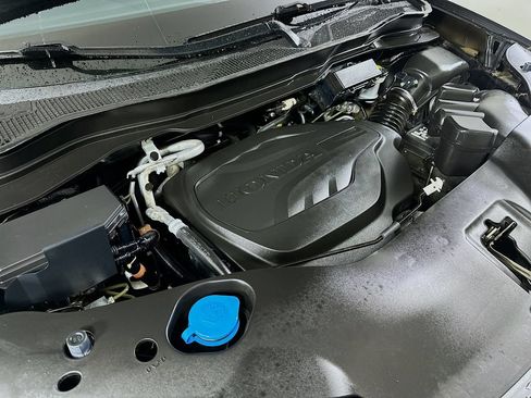 Certified 2021 Honda Pilot Touring image 26
