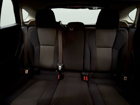 Used 2018 Subaru Crosstrek 2.0i Premium image 26