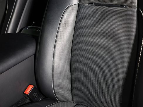 Used 2019 Rolls-Royce Wraith RWD image 25