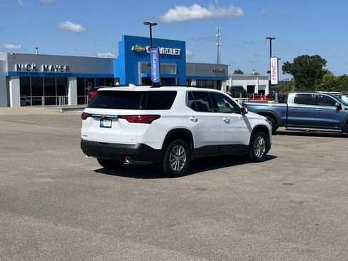 Certified 2023 Chevrolet Traverse LT FWD image 4