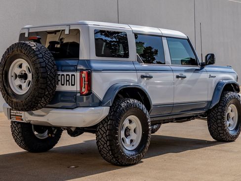 Used 2023 Ford Bronco Heritage Edition image 10