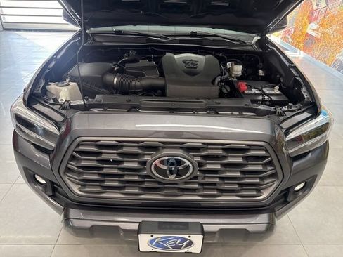 Used 2023 Toyota Tacoma TRD Sport w/ Technology Package AWD/4WD image 52