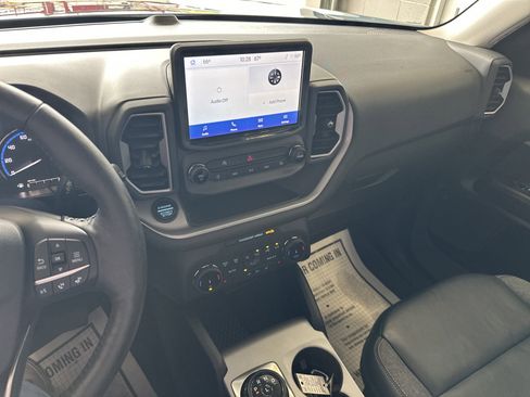 Used 2022 Ford Bronco Sport Outer Banks image 4