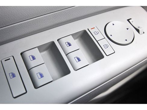 Certified 2026 Hyundai Kona SE FWD image 21