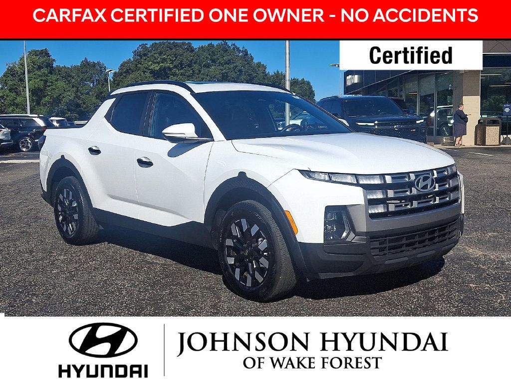 Certified 2025 Hyundai Santa Cruz SEL FWD image 1