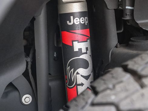 Used 2020 Jeep Gladiator Rubicon image 13