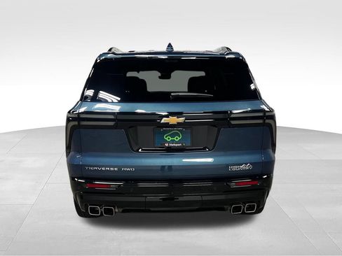 Certified 2026 Chevrolet Traverse High Country w/ LPO, Floor Liner Package AWD/4WD image 8