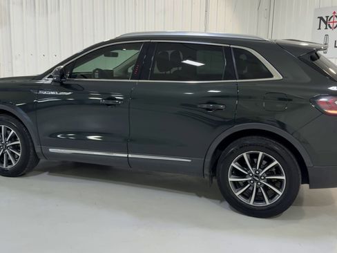 Used 2022 Lincoln Nautilus FWD image 7