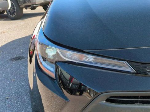 Certified 2026 Toyota Corolla LE image 10