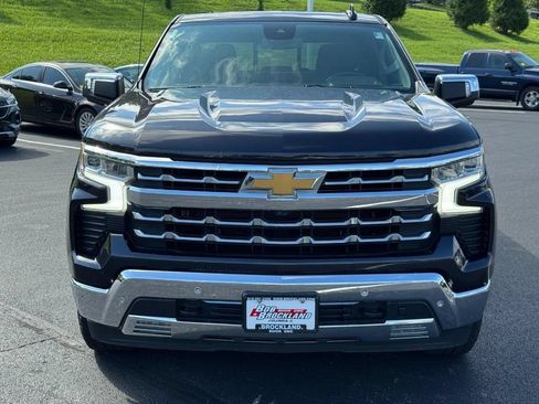 Used 2022 Chevrolet Silverado 1500 LTZ w/ LTZ Premium Package AWD/4WD image 9
