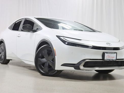 Used 2023 Toyota Prius Prime SE image 7