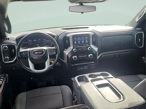 Used 2022 GMC Sierra 1500 SLE w/ X31 Off-Road Package AWD/4WD image 15