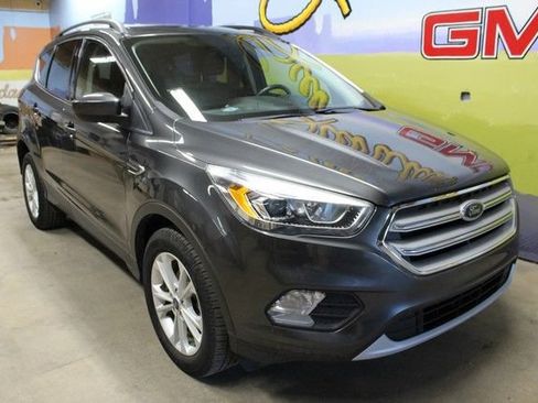 Used 2019 Ford Escape SEL FWD image 3