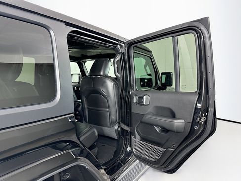 Used 2023 Jeep Wrangler Sahara w/ Cold Weather Group image 28