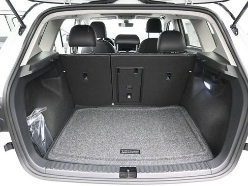 New 2026 Volkswagen Taos SE image 12