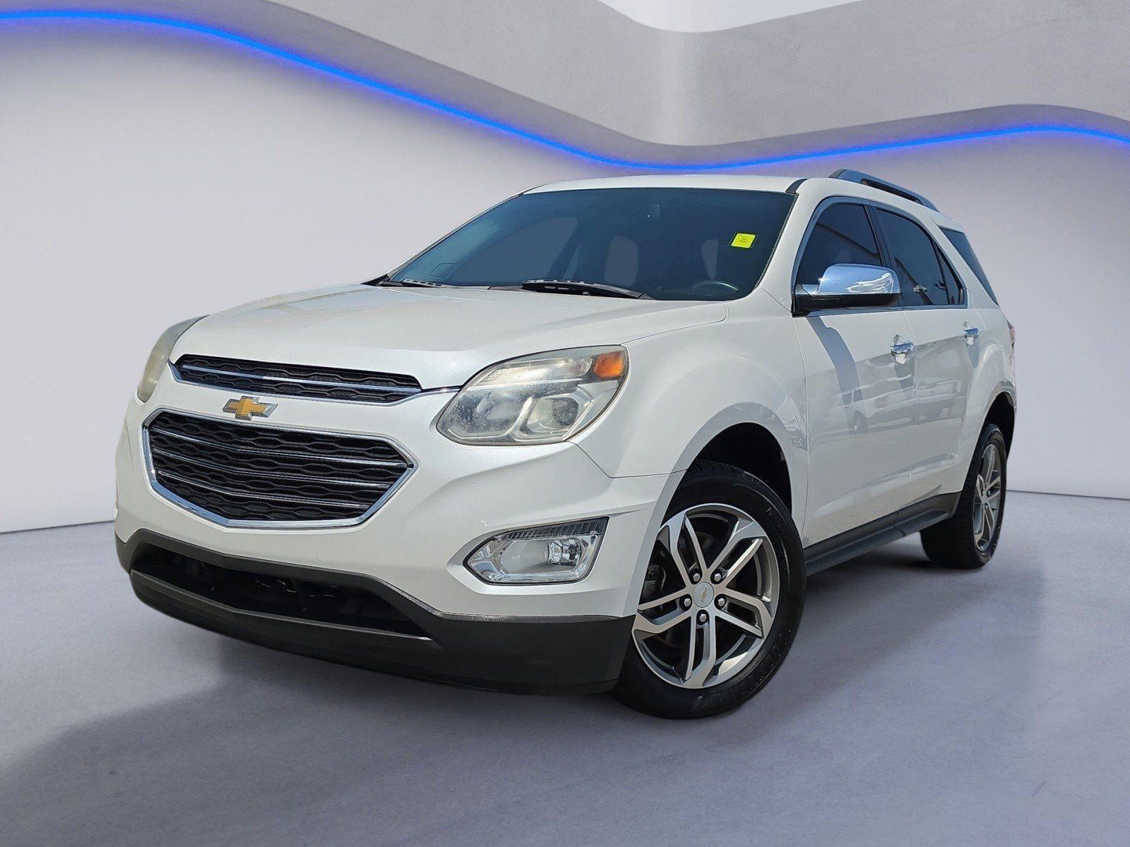Used 2017 Chevrolet Equinox Premier w/ Enhanced Convenience Package FWD image 2