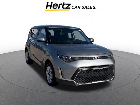 Used 2025 Kia Soul LX w/ LX Technology Package image 1