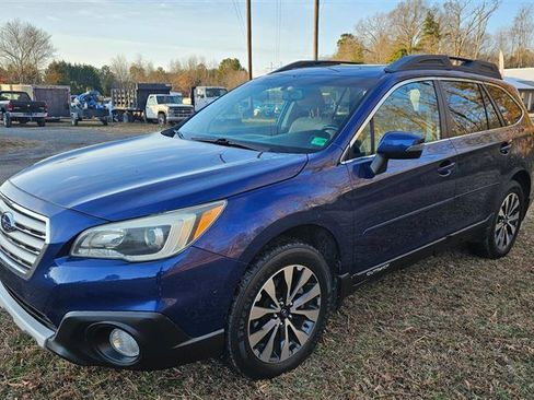 Used 2015 Subaru Outback 2.5i Limited image 3