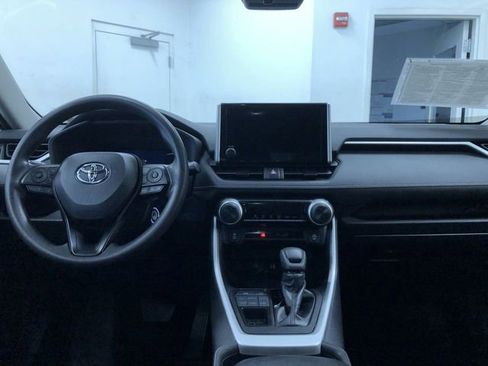Certified 2025 Toyota RAV4 LE image 17
