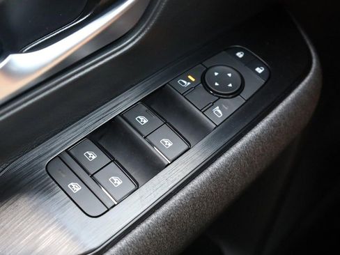 New 2026 Nissan Kicks SV w/ SV Premium Package image 20