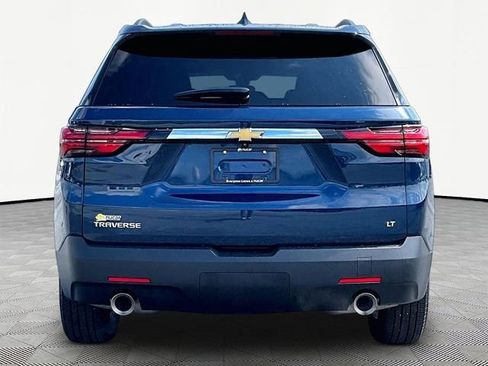 Used 2023 Chevrolet Traverse LT FWD image 5