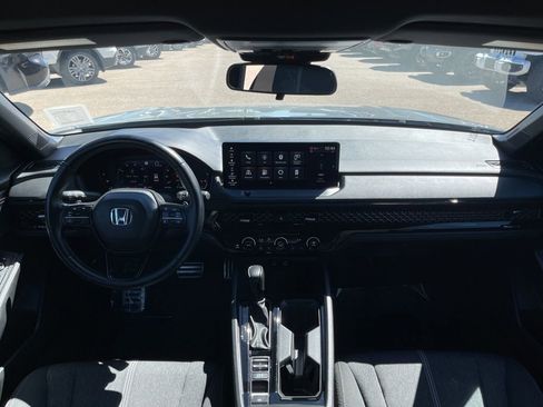 Used 2023 Honda Accord Sport image 13