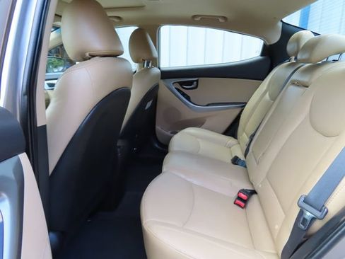 Used 2013 Hyundai Elantra Limited w/ Technology Pkg FWD image 25