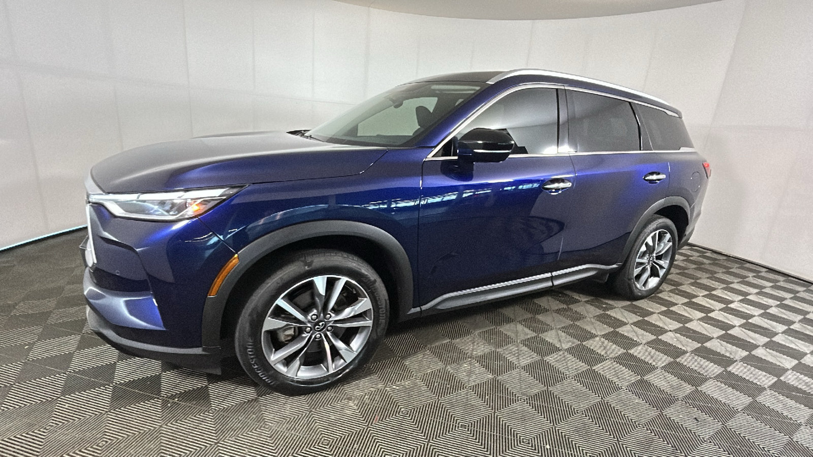 Used 2024 INFINITI QX60 Luxe AWD/4WD image 6