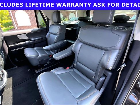 Used 2025 Ford Expedition Active RWD image 22
