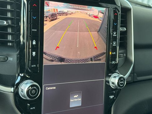New 2026 RAM 1500 4x4 Crew Cab image 18