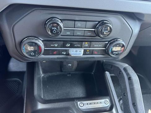 Used 2023 Ford Bronco Big Bend image 14